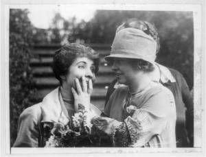 Helen Keller (right) reads the lips of First Lady Grace Coolidge in 1926. Her husband, Calvin Coolidge, was president from 1923-29. Image from the Prints and Photographs Division of the U.S. Library of Congress. 